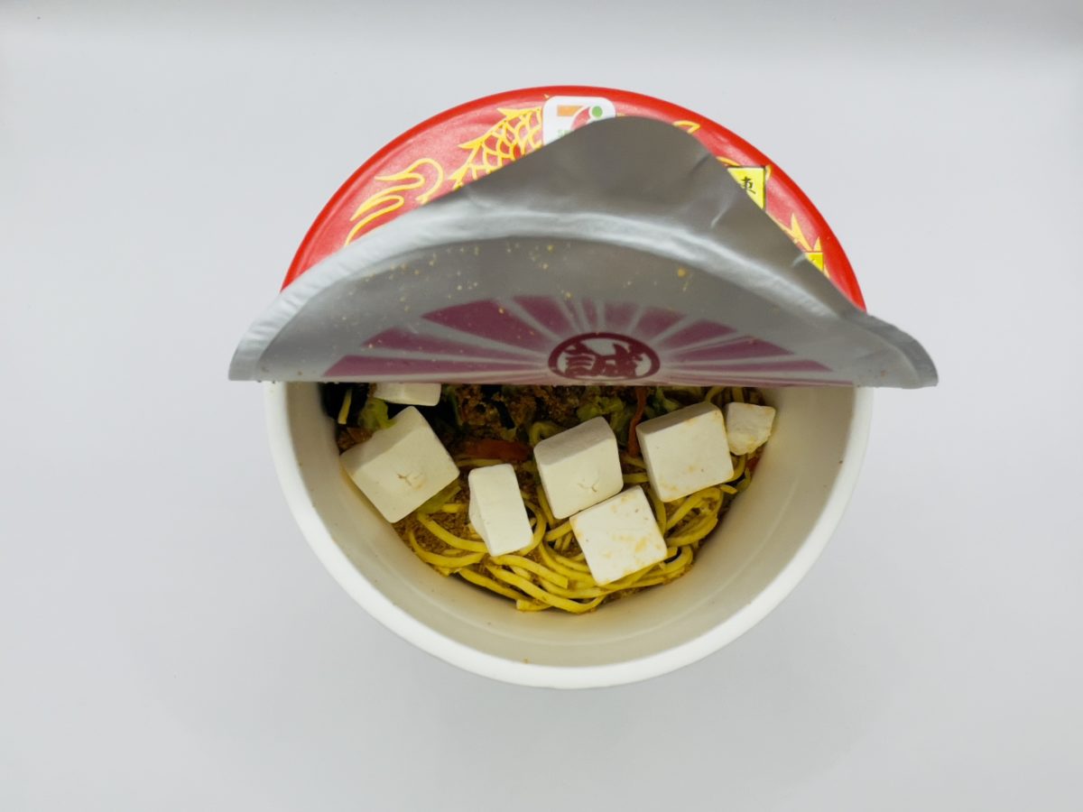 【開箱】蒙古湯麵中本(蒙古タンメン中本)泡麵 圖片6