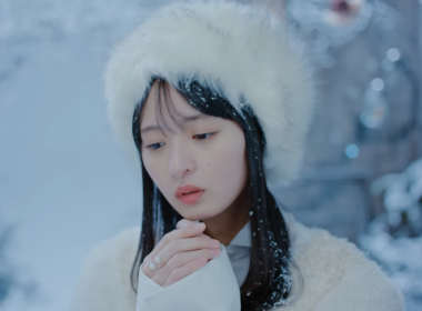 乃木坂46公開第37張單曲「歩道橋」MV 圖片1